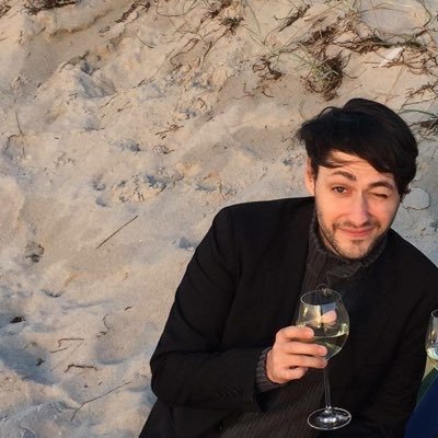 VincentMelloy's profile picture. So little to say... and so much time