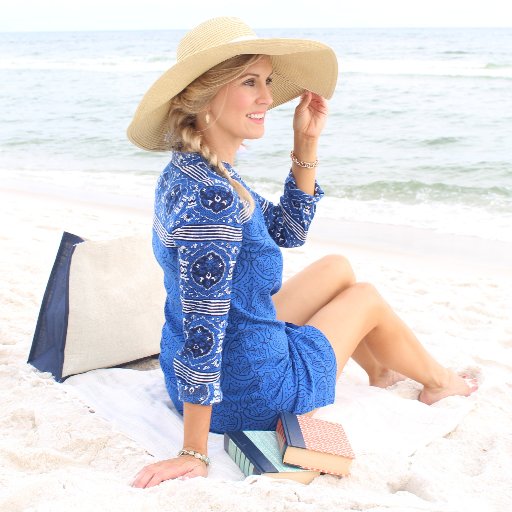 life+style blogger. sales/mkting maven. traveler. DIYer. founder + editor https://t.co/P0JdmslIdj. IG @peachfullychic