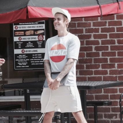 Beliebers always be here for you Justin!😻💜
Belieber for life 💜💜