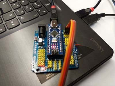 bescosmarga's profile picture. La science c'est ce que le père enseigne à son fils, la technologie c'est ce que le fils enseigne à son papa (Michel Serres)