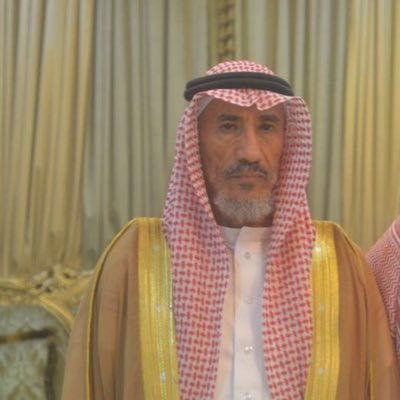 اسأل الله أن ينفعنا بما علمنا ويعلمنا ماينفعنا ويزيدنا علما
