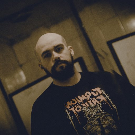 scyfox's profile picture. Si tuviera que comparar, soy como John Cusack en High Fidelity, todos los días.