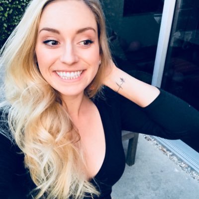 haleighhulas's profile picture. Dog Mom. Bed hog. Vegan AF.