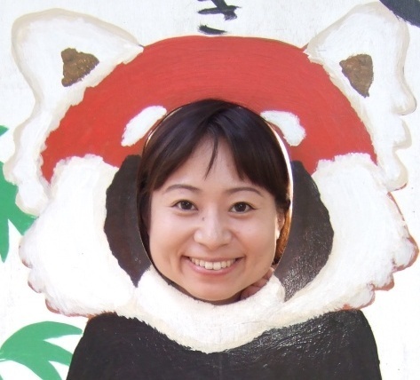 サイエンスコミュニケーター。2018年4月～2024年9月まで北海道大学の本部広報で働いていましたが、2024年10月から北海道大学工学部の広報を担当しております。