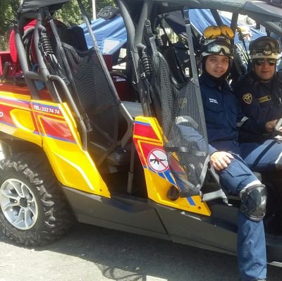 licenciado en educacion fisica U de caldas
Bombero oficial alcaldia de manizales