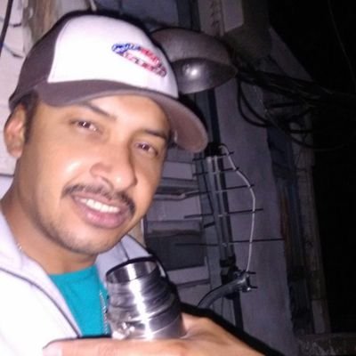 Robertod610's profile picture. Paz e Amor