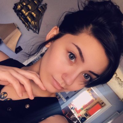 zarabr00ks's profile picture. my official account