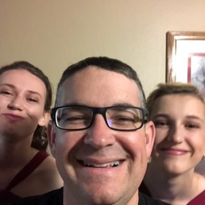 Father of two amazing daughters, bar owner, uw manager, fan of the Yankees, colts, Iowa Hawkeyes, Creighton basketball,SDSU hoops, UNI hoops and bolt up