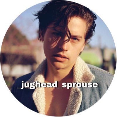 Cole sprouse fanpage❤️                                               Follow my instagram @_jughead_sprouse