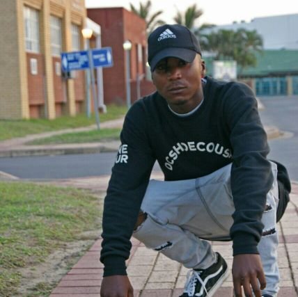Rapper/Choreographer from Richards bay, tryna chase my dream & put bread on a table #SpiffyClique