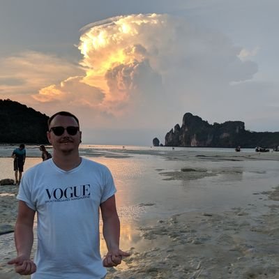 Gamer, Climber, Foodie.
Sometimes steam at
https://t.co/FuQGsRF5UI
Technology Lover full of wanderlust.