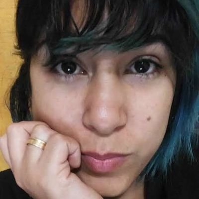 ~Aquele que será o Rei dos Piratas!! ... OPS! Errei! Vejamos... UI Designer e Front End developer , metida a Full Stack, mas no fim a gt aprende um pouco de td!