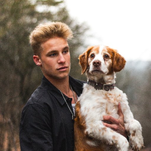 jeremywhut's profile picture. 