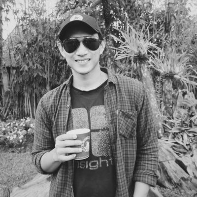 hidup penuh lika liku, klo hidup lurus aja pas ketemu belokan nanti ngerasa tersesat