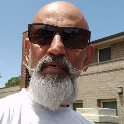 rajcondamoor's profile picture. cool dude ... loves hang outs and a good laugh ..
come on check me out ...