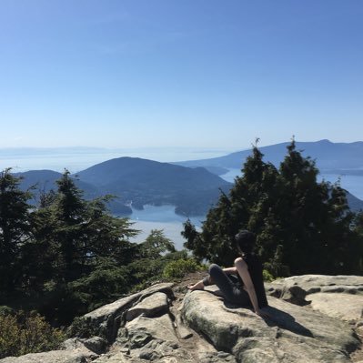 thisisJessHo's profile picture. Frontend Web Dev @RivalryGLHF || @hackeryou Alumni || Artistic Clutz
