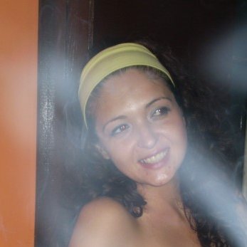 Veronica_Likes's profile picture. A romantic comedy author trying very hard to at least look serious. With #WritingCommunity and happy to say that #amwriting