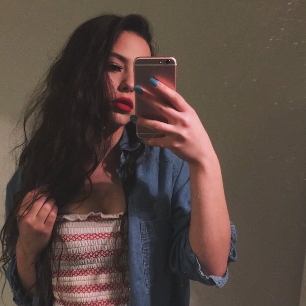 maryybush's profile picture. 