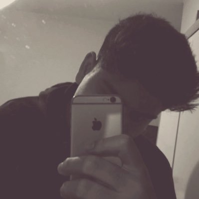 Hiren_M7's profile picture. 