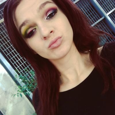 KalymnosGoddess's profile picture. 22 years old, wanting to make a difference

IG QueenCobra17 

👻 Princessashden