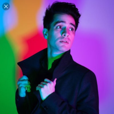Randomg26599757's profile picture. Brendon Urie stan