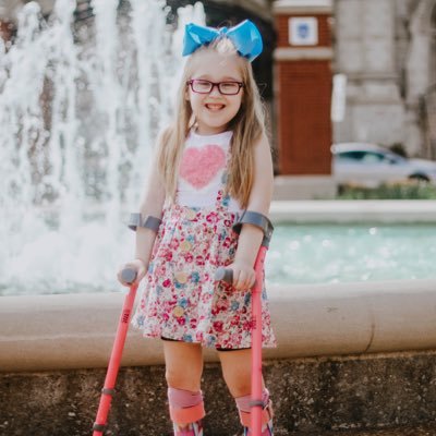 Sweet little girl living with Spina Bifida. I'm breaking barriers every day with the greatest neurosurgery team, therapists and family ever. #evieswarrriors