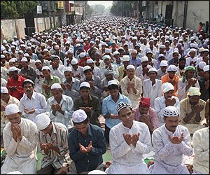 Akbaral10993635's profile picture. I am Akbar ali
I am Muslim, this is my real identity