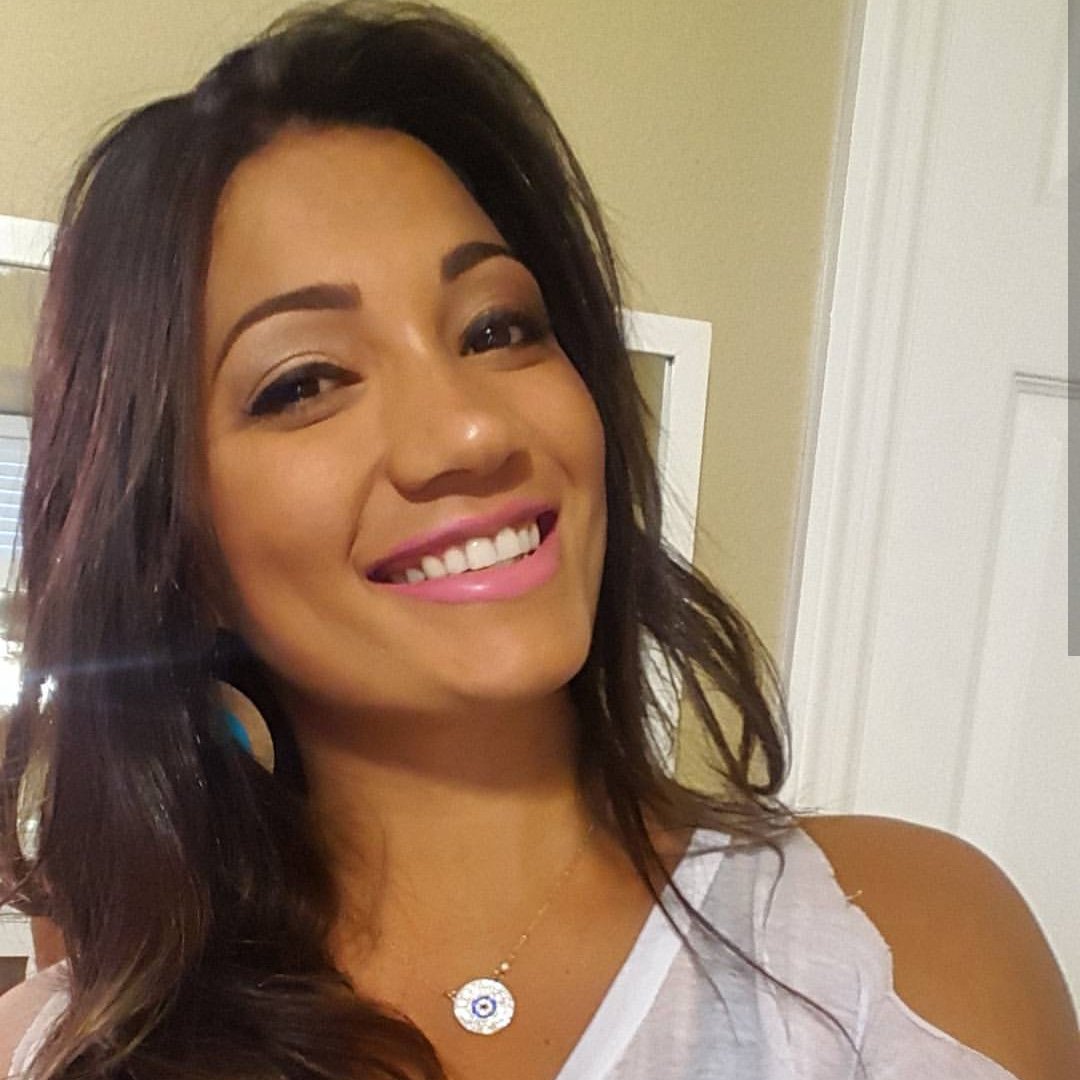 Hannah79853994's profile picture. Bright Lighting Bolt looking to ignite shared path.