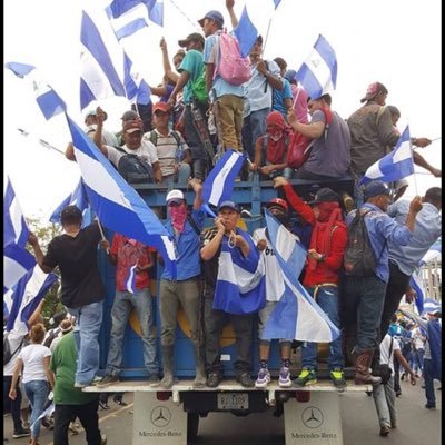 Amo a mi familia, Mi Pueblo, mi Nicaraguita! Siempre plantándome firme ante las injusticias, violencia y represión. Por una Nicaragua libre y democrática.