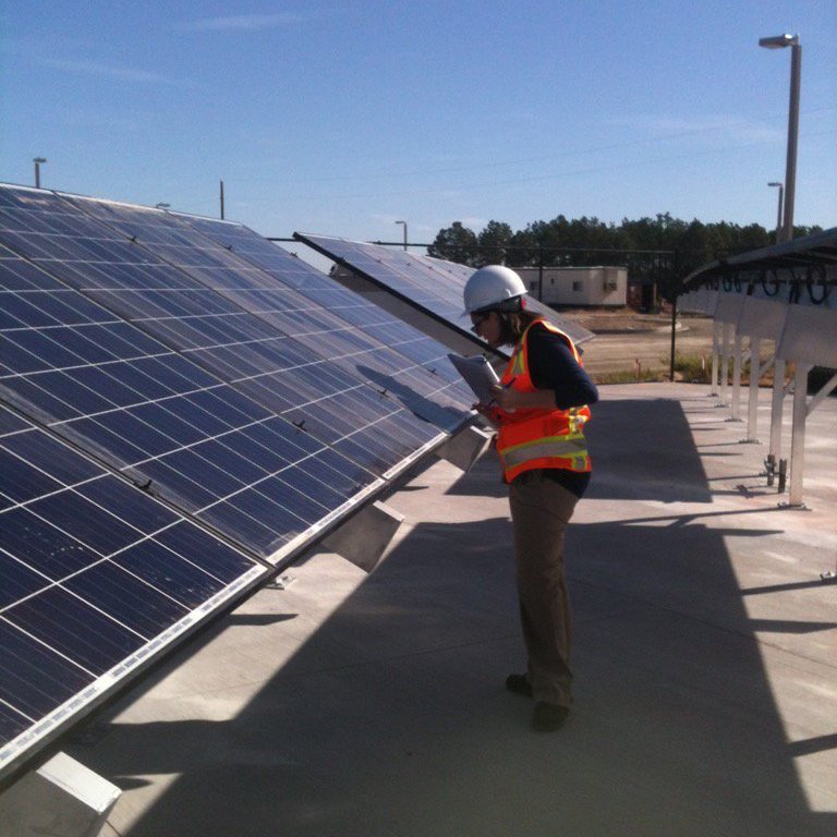 Next Energy Engineering instructor at R2i2. I teach amazing HS students.