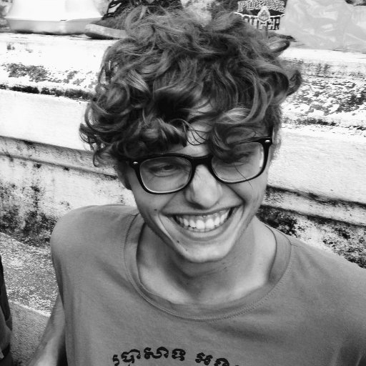 JonathanWfels's profile picture. Let's make purchasing green energy easy @zerolabsx