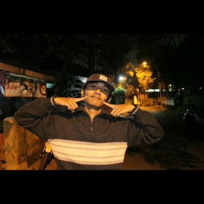 fuckrik's profile picture. pelan tapi party