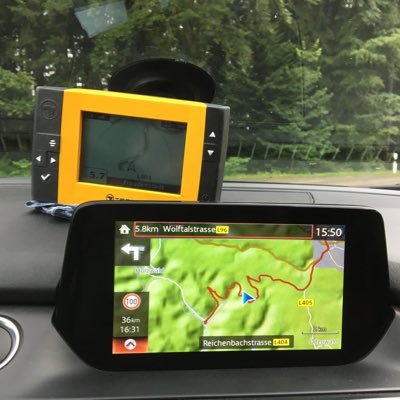 Her_pragma's profile picture. hard werkende ambtenaar, maar ook: fietser - ex-motorrijder - rijinstructeur - Twittert uit eigen naam