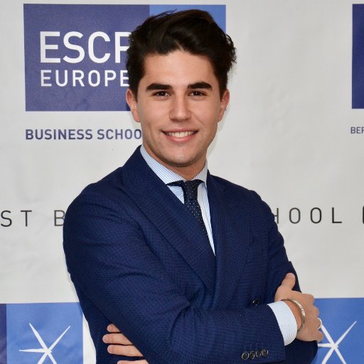 DesogusEdoardo's profile picture. Assistant to CMO at IBM | ESCP Europe Business School.
Bring questions, build answers: this is my attitude. Willing to learn and impact positively on the world.