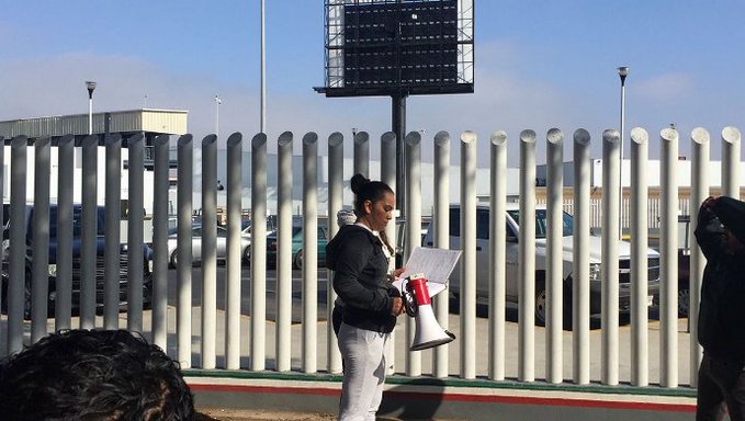 AW2oRcQf?format=jpg&name=small