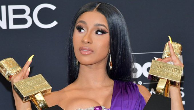 kFMm-OCT?format=jpg&name=small