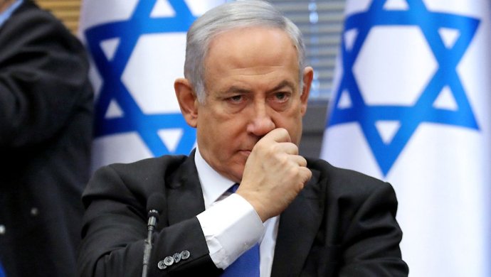 EmQ84B4n?format=jpg&name=900x900