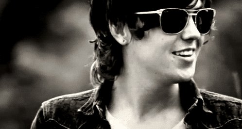 Happy bday kellin quinn  +31 