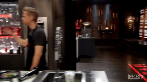 In the end, it all boils down to great team work! #MKR