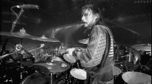 Hoy está cumpliendo años Joey Jordison!!! 
Happy birthday Joey!!   