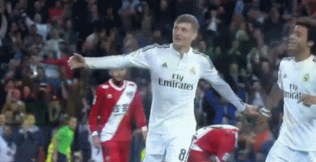 Happy 27th birthday to Real Madrid maestro Toni Kroos!

Bundesliga:   Champions League:  World Cup: 