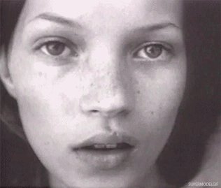 God save the queen! Happy birthday Kate Moss! 