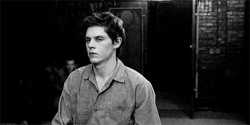 Happy birthday to star Evan Peters, who turns 30 today! 