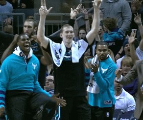 Tonight’s game summed up by Marvin Williams 👌 #BuzzCity https://t.co/YikF5i3MYy