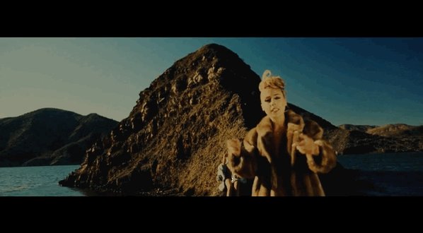 HBD Queen D 