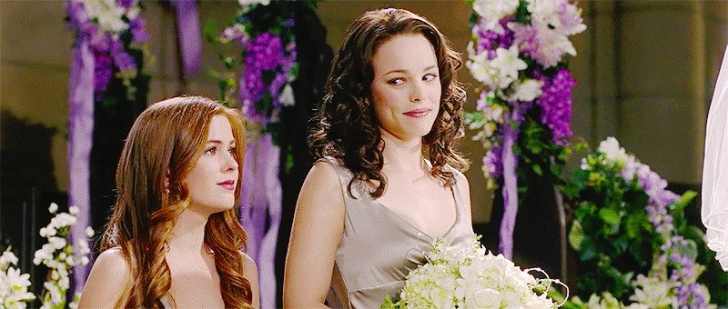 Happy Birthday to Rachel\s co-star Isla Fisher! 