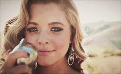 Parabéns pra pessoa mais Amorzinho Happy Bday Sasha Pieterse 