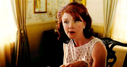 Happy birthday to redhead actress Bryce Dallas Howard! Carrot cake for everyone!  