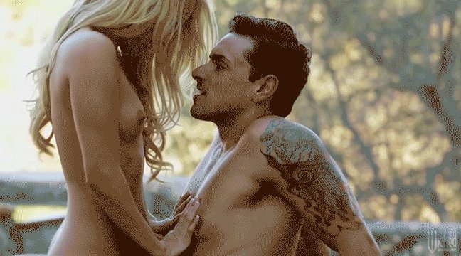 I lied, here's one more of @AaliyahLove69 riding horsey naked on @ryandriller lol. https://t.co/Yunx<a class="tags" href="/tag/aaliyahlove69">@aaliyahlove69</a>
