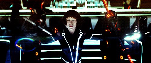 A happy 33rd birthday to Olivia Wilde, likely best known to genre fans for TRON: Legacy and Vinyl. 